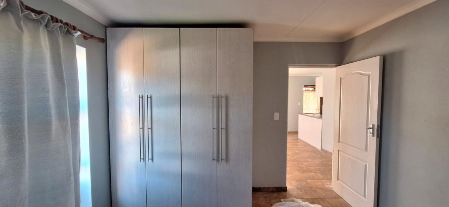 2 Bedroom Property for Sale in Albertinia Western Cape